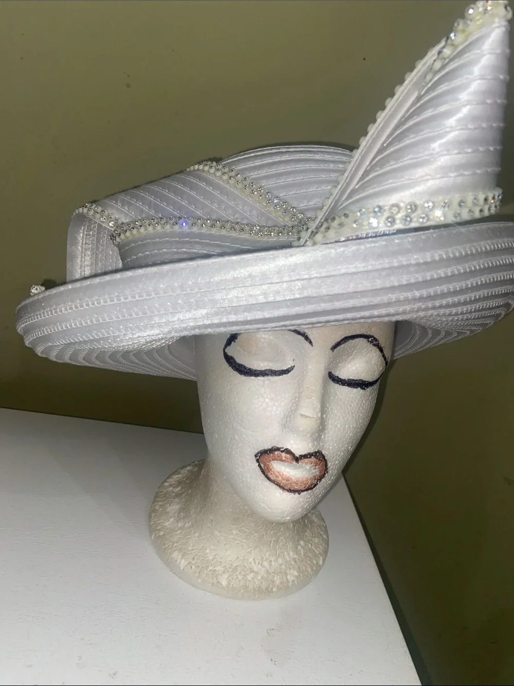Beautiful NWT Dress Hat / Church Hat by Swan
